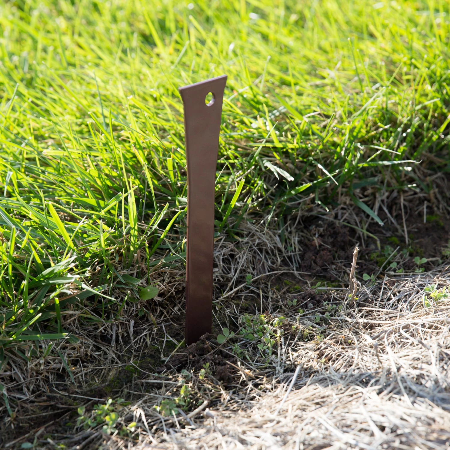 Budget 💯 COL-MET 12-in Brown Steel Edging Stake 😍 2 Budget 💯 COL-MET 12-in Brown Steel Edging Stake 😍 - Image 2